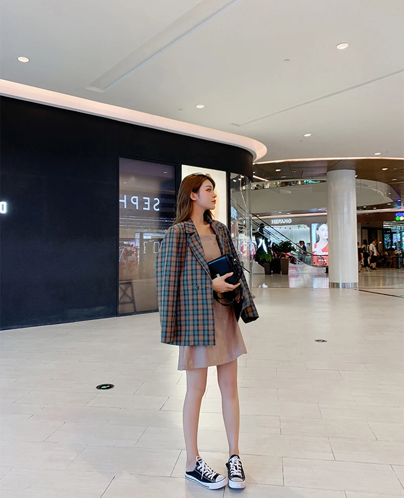 Vintage Loose Women Plaid Blazer Double-breasted Full Sleeve Grid Female Jacket Retro Jacket Women Suits Outerwear Autumn