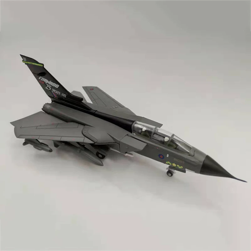 1/100 масштаб Великобритании Королевских ВВС панавия Торнадо GR4 модели самолета игрушки F Дисплей Показать Коллекция украшения