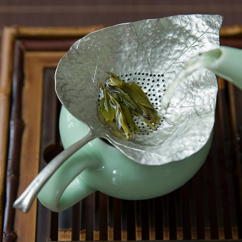 Metal Tin Tea Strainer for Kung Fu Tea Set Accessories Filter Tool with Base Tea Set Accessories Set