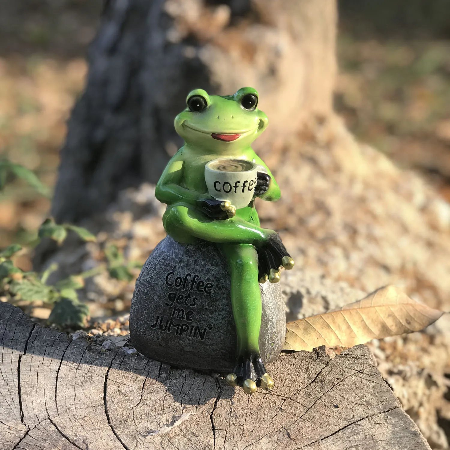 

Resin Mr Frog Sitting On The Stone Drinking Coffee Crafts Ornaments Living Room Decorations Home Garden Decoration Accessories
