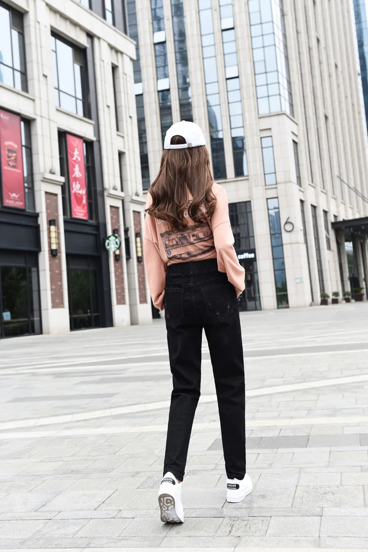 11633089997_197110652