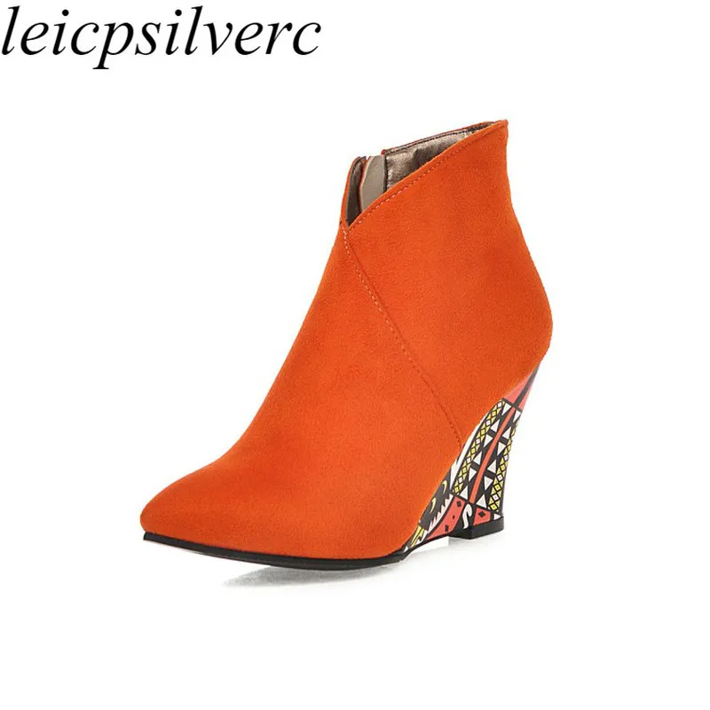 

Women Boots Autumn Winter Warm Super High Heel Pointed Toe Zip Ankle Bare Boots Flock Wedges 2019 New Sexy Fashion Black Green