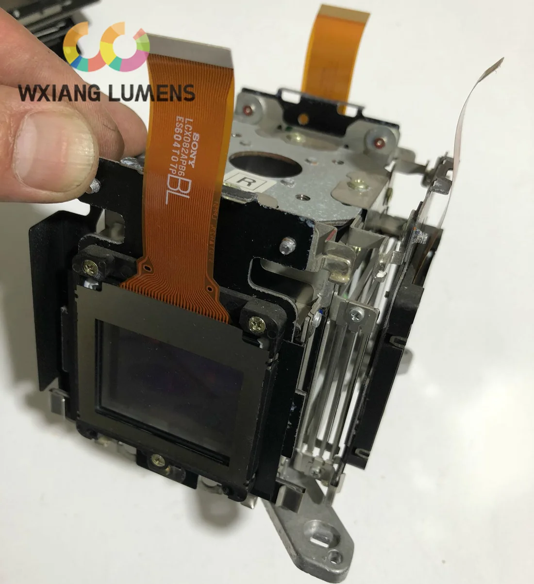 프로젝터 LCD 프리즘 Assy 도매 블록 광학 장치 LCX082/LCX082A  LCX082 PLC-XF46 PLC-XF4200C XF4600C