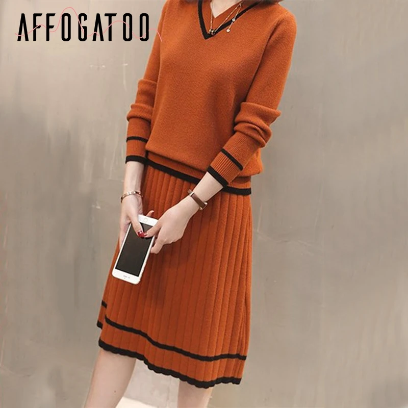 Женское трикотажное платье-свитер с V-образным вырезом | Женская одежда