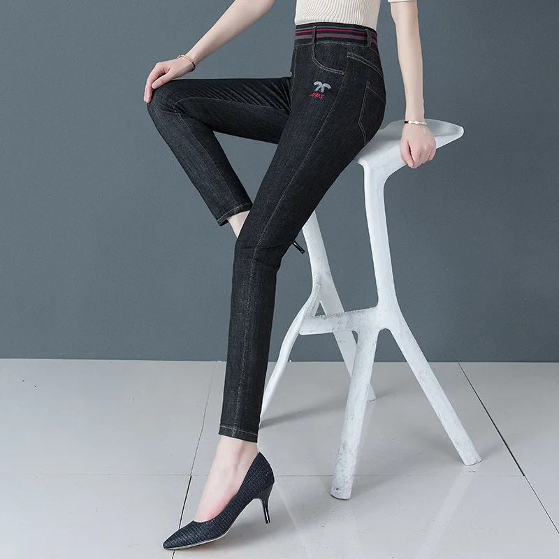 Увеличивающие рост; сезон года; цвет черный, синий; джинсы с высокой талией; женские брюки с высокой талией; брюки для женщин среднего возраста