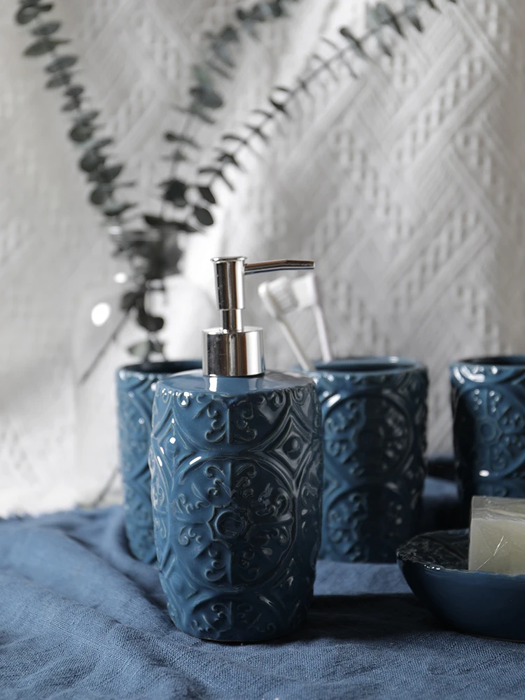 Set Accessori Bagno Di Lusso In Ceramica Blu Navy E Oro – 4 Pezzi Per Una Decorazione Elegante