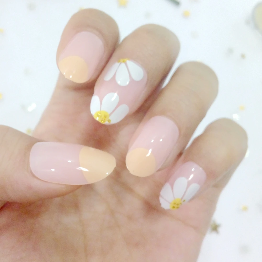 24 Pcs Gradient Pink Artificial Fake Nails French Flowers Nails Art With Design Press On Nail Tips Z234 - Цвет: Z225