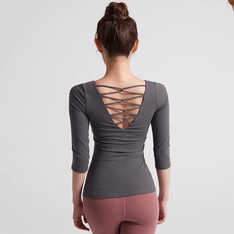 COLORVALUE Seven-Quarter Sleeve Yoga Shirt Cross Hollow Beauty Back Sport Shirt Women Round Neck Top Fitness Super Soft Gym Top