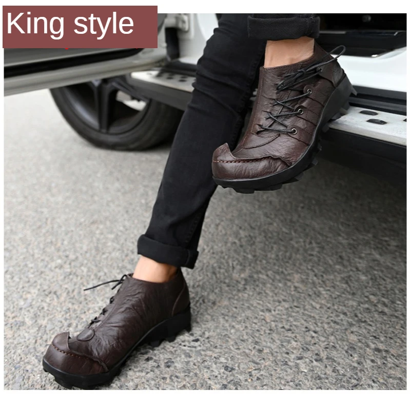 Genuine Leather Men Casual Classic Boat Shoes Handmade Driving Shoes Comfortable Outdoor Men Moccasin Sneakers Designer Loafers