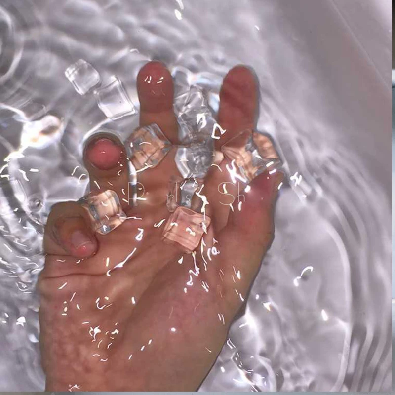 2019 Минималистский Прозрачный кубика льда стильные женские серьги маленькие