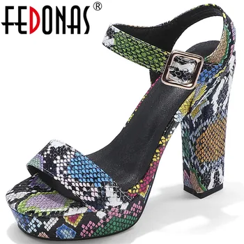 

FEDONAS Night Club Weged Platforms Hig Heels Sandals For Ladies Peep Toe 2020 Summer Pumps Snake Pattern Wedding Shoes Woman