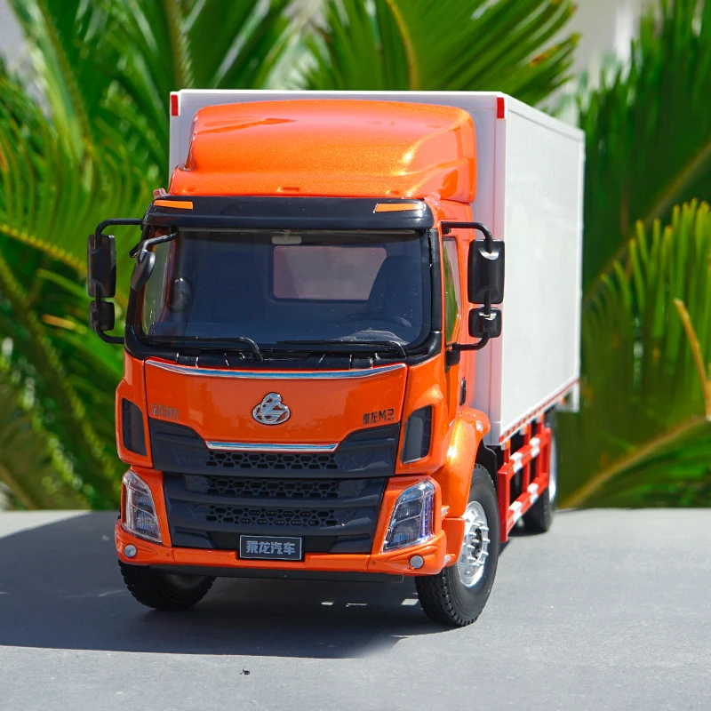 1/24 Dongfeng chenglong M3 светильник модель грузовика 1:24 M3 модель грузовика для продажи