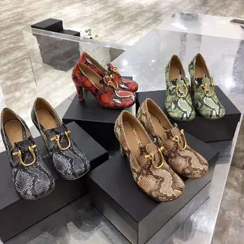 

VALLU2020 autumn new snake pattern gold buckle round toe fashion embossed high heel outdoor fashion women's shoes