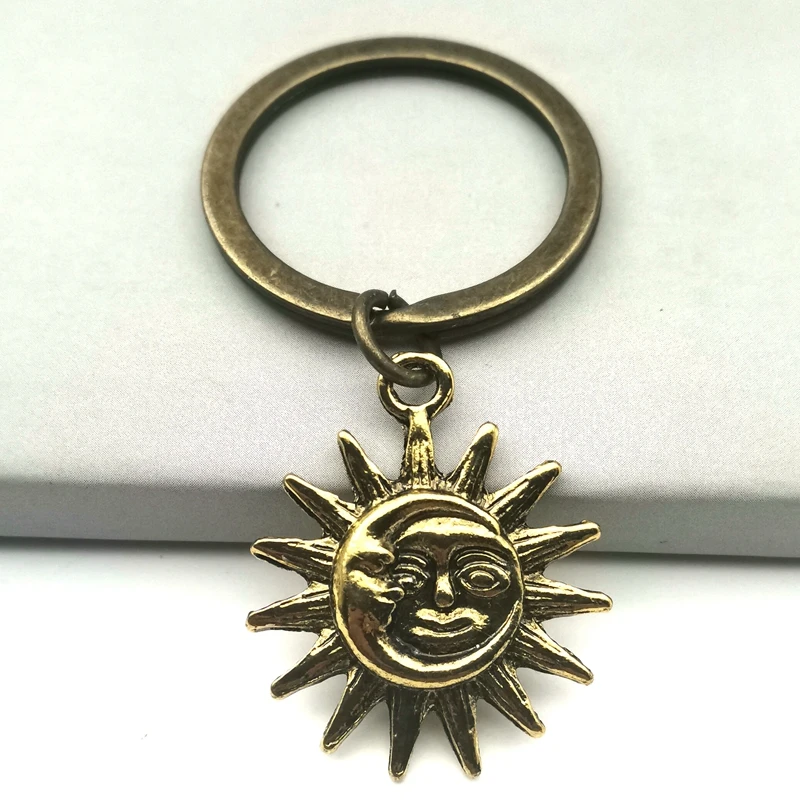 Portachiavi New Fashion Sun And Moon, Portachiavi Gioielli Uomo E Donna Senza Nichel, Regalo Strega