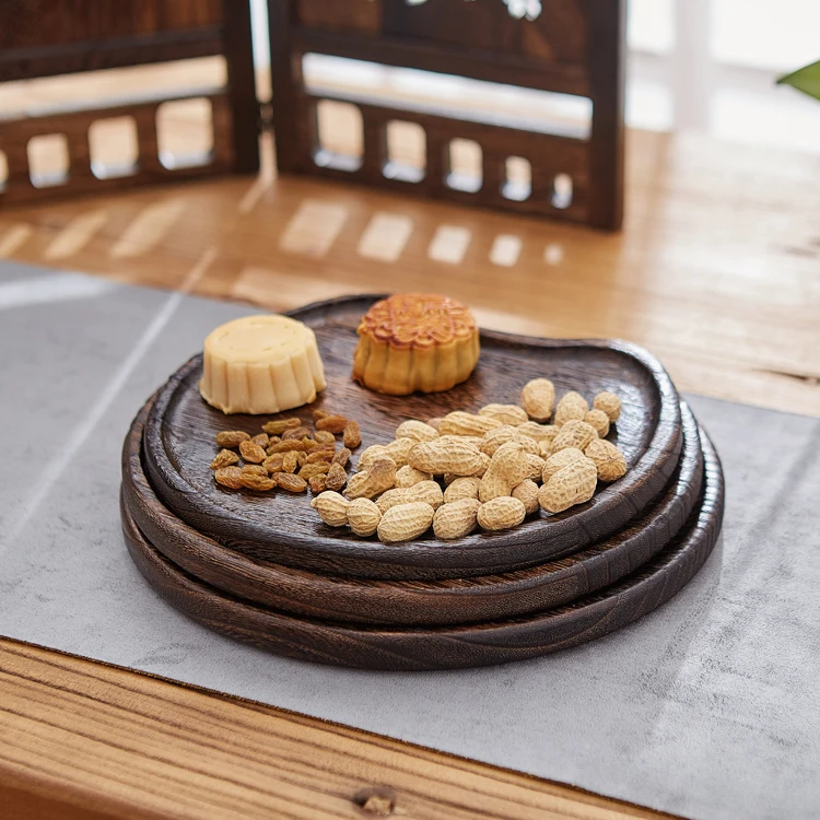 Деревянный поднос для чая в форме сердца из твердой древесины японском стиле