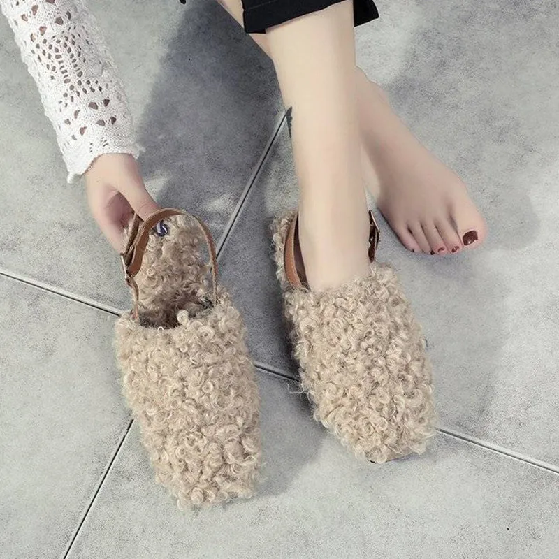 

Low Shoes Luxury Slides Women's Slippers 2019 Pokemon Plush Flock Cover Toe Designer New Flat Fur Winter Soft Rubber