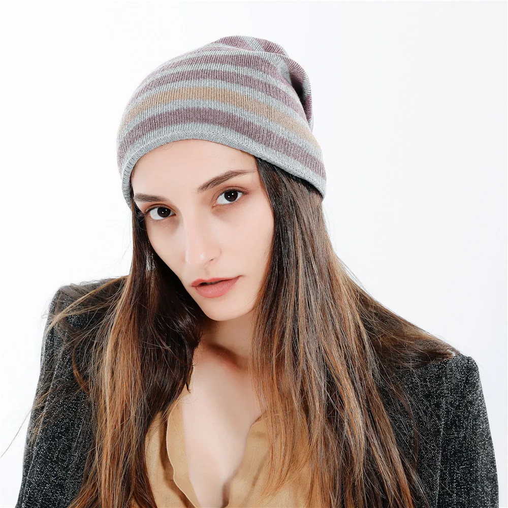 Милая серия осенних и зимних студенческих теплых вязаных шапок для девочек |