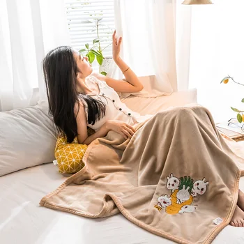 

Super Cute Carrot Cartoon Pattern Blanket No Hair Loss Adult Blanket Children Dream Sleeping Blanket Warm 100x150cm