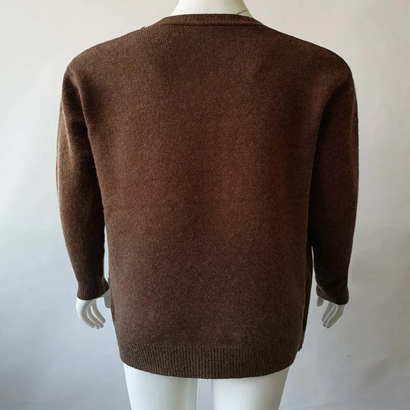 9313470681_1553896200