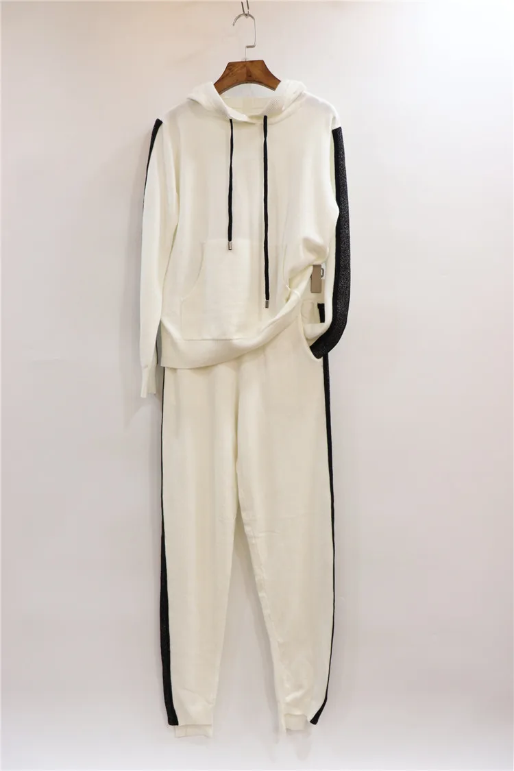 30% Wool+ 45% Cashmere warm Knit Suits hooded cashmere woolen Sweater+ Mink Cashmere Trousers Brilliant Two-pieces sets F409 - Цвет: white