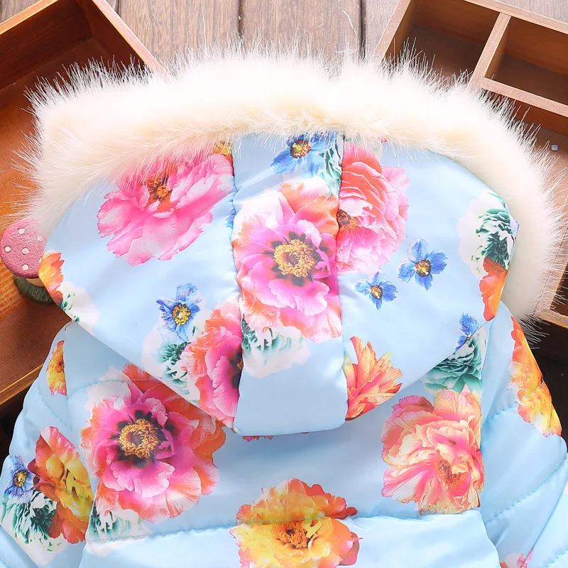 7606420932_346669714