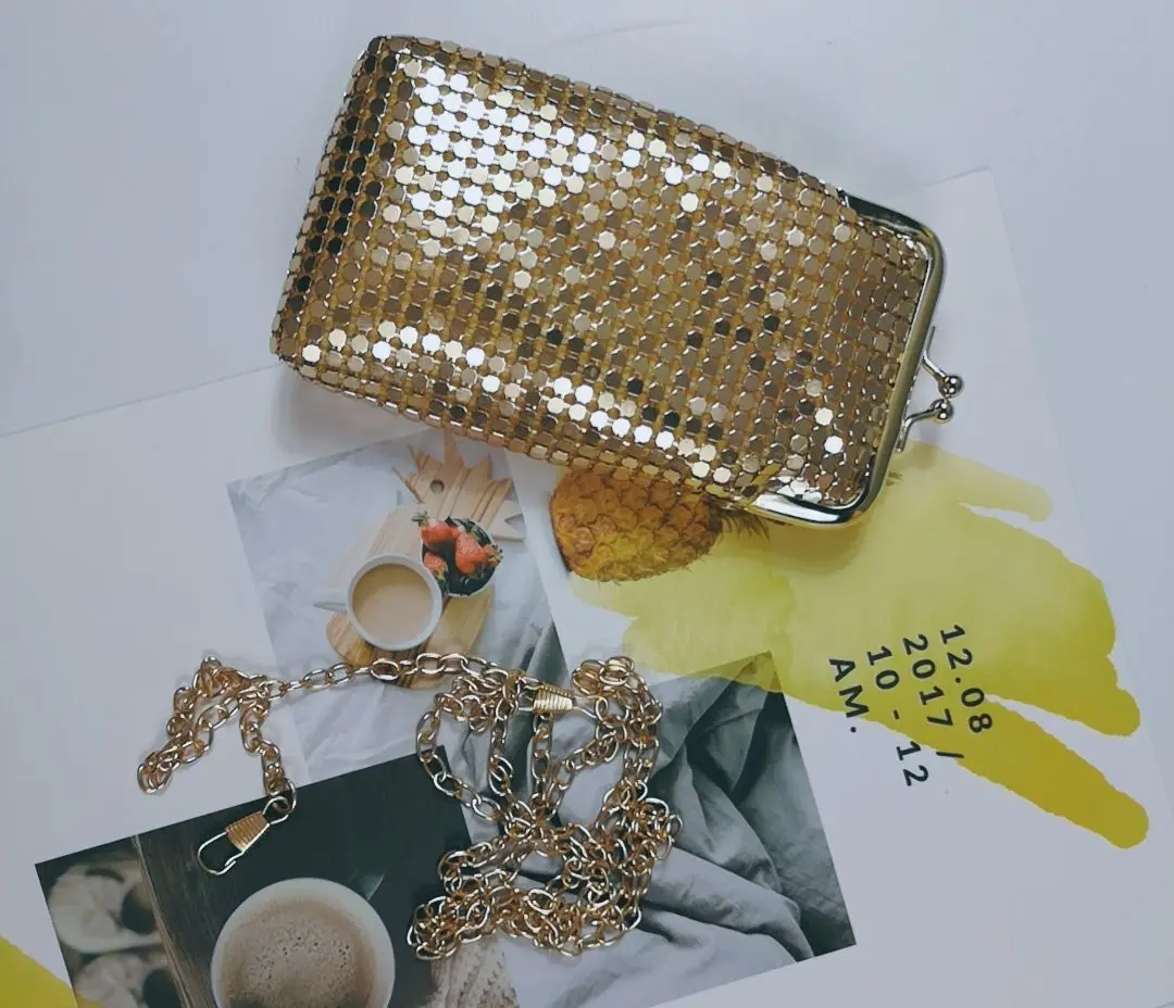 

Handmade Sequined Glittering Metal Hand Mini Cosmetic Bag Change Card Bag Female Bag Cigarette Bag Women's Storage Bag
