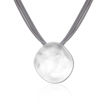

Simple Punk Choker Necklace for Women Big Round Metal Silver Color Pendant 3 Layered Leather Rope Chain Vintage Necklaces Gift