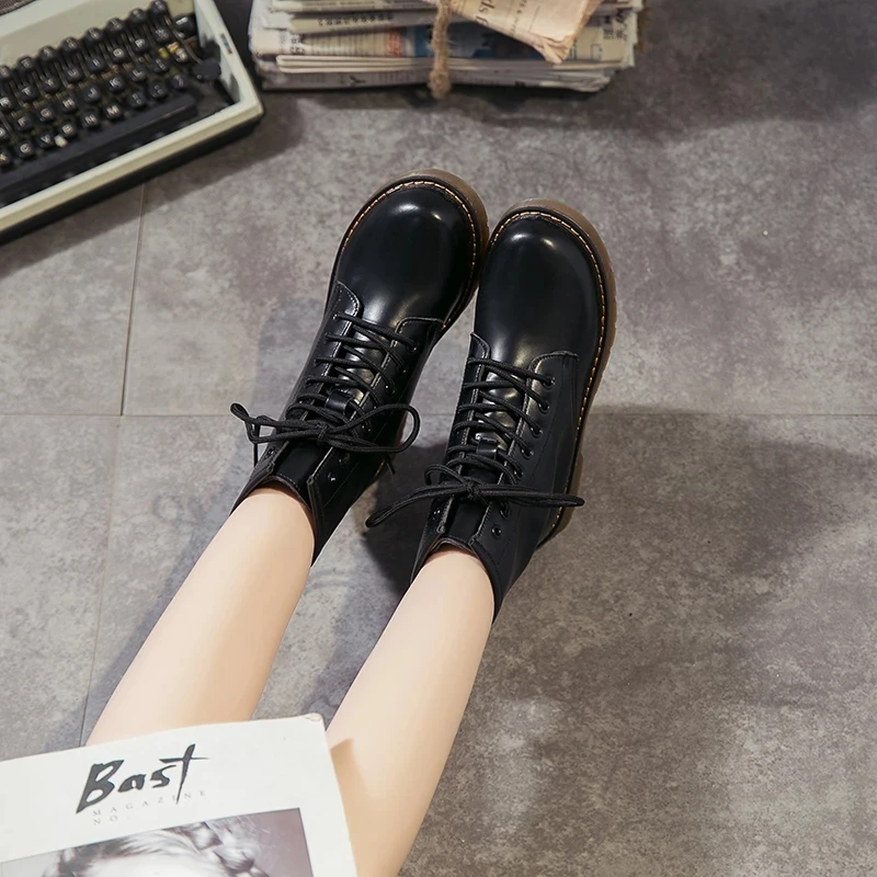 

Autumn and winter Plush Martin boots women's high top flat sole casual women's shoes single shoe