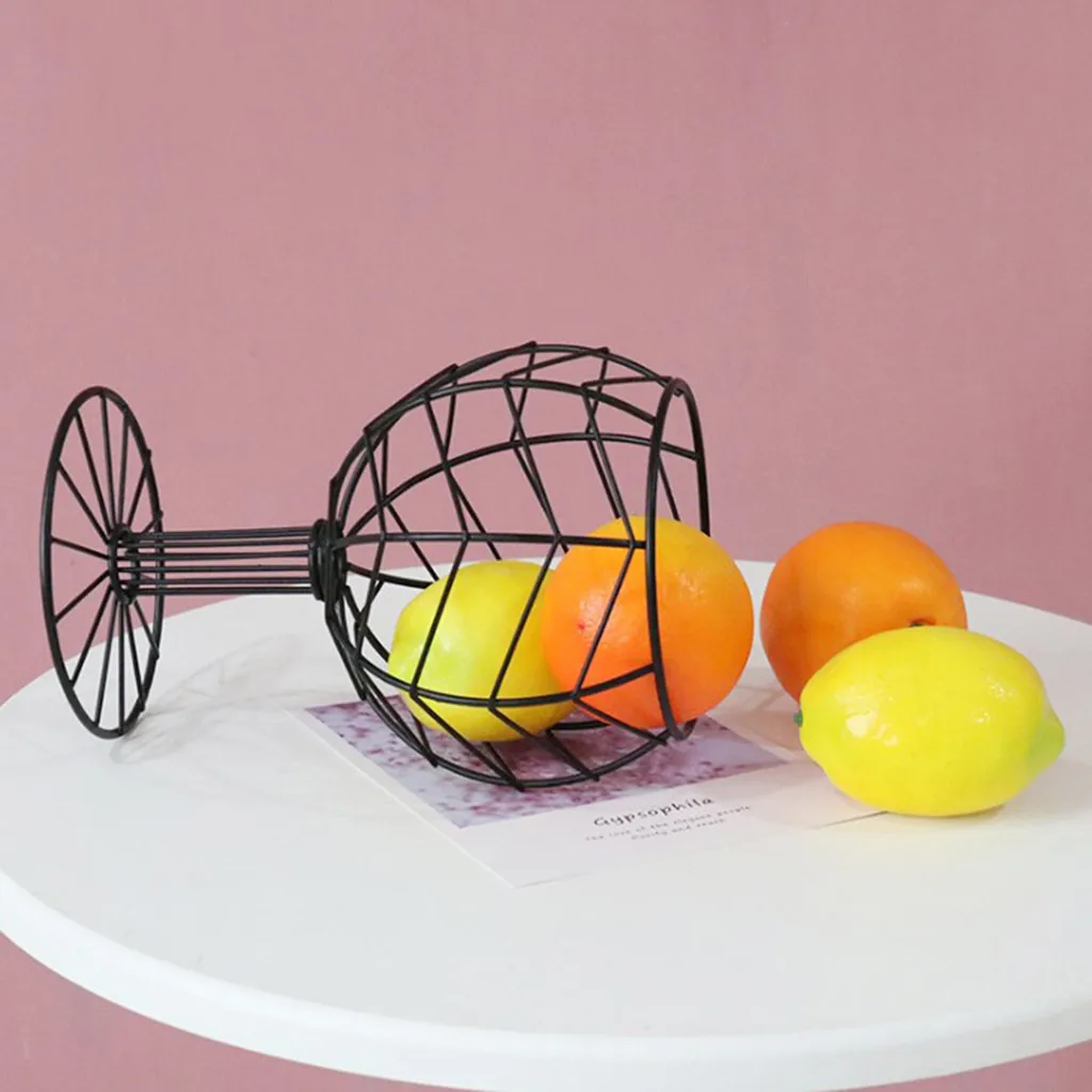 Geometric Fruit Vegetable Wire Basket Metal Bowl Kitchen Storage Desktop Display storage bag luggage organizer Hot Sale