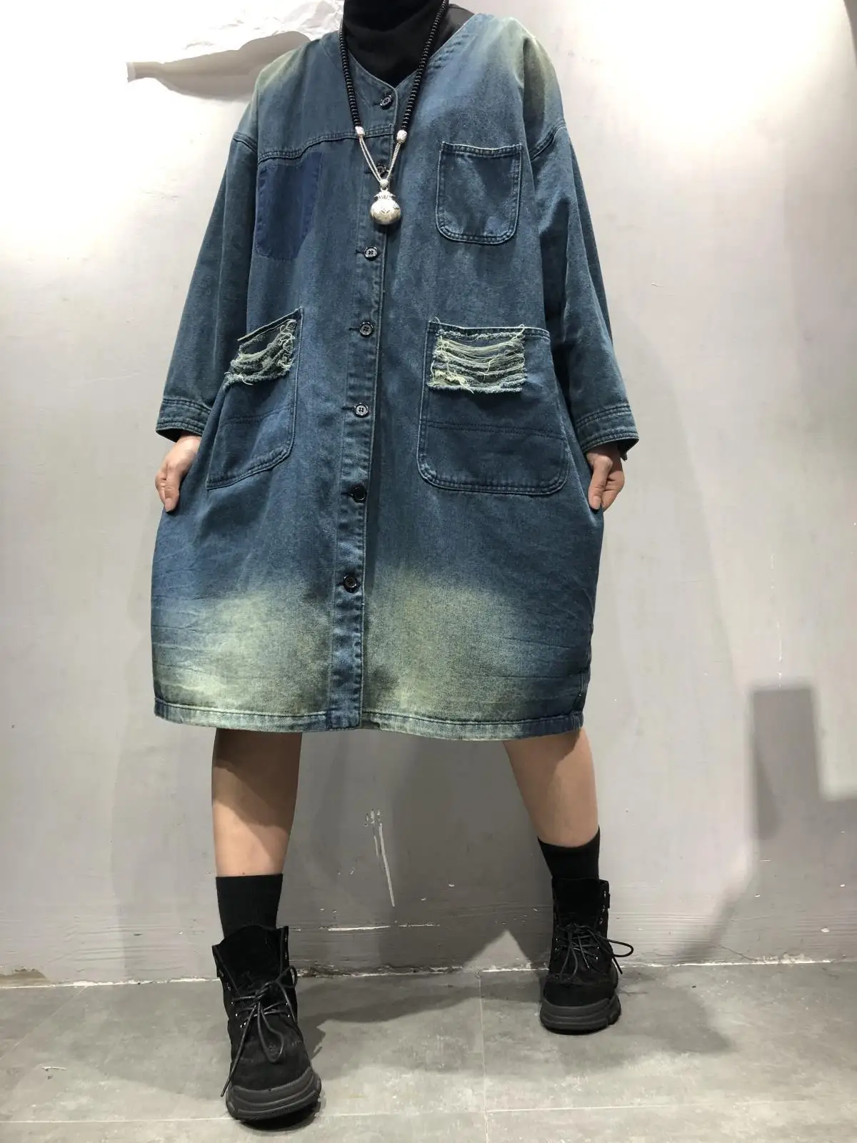 

March Spring Printed Large Size Coat Women's Korean-style Retro Washing with Holes Mid-length Denim Top