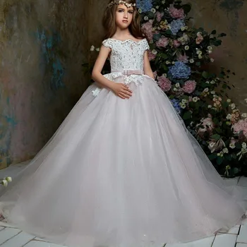 

2020 Pentelei Blush Pink Flower Girl Dresses For Weddings Off Shoulder Lace Toddel Little Kids Baby Gowns Ball Gown Dress