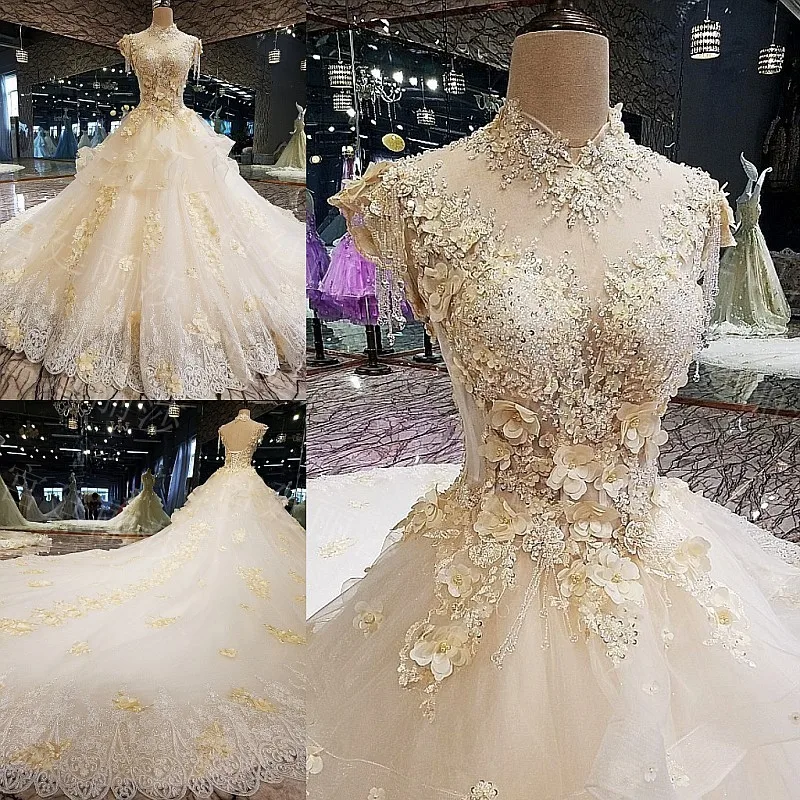 

Hot9 New Fashion White Tassel Rufflus Eppliqued Crystal Beading Pearl Ball Gown Bridal Mermaid With Bones Wedding Dress