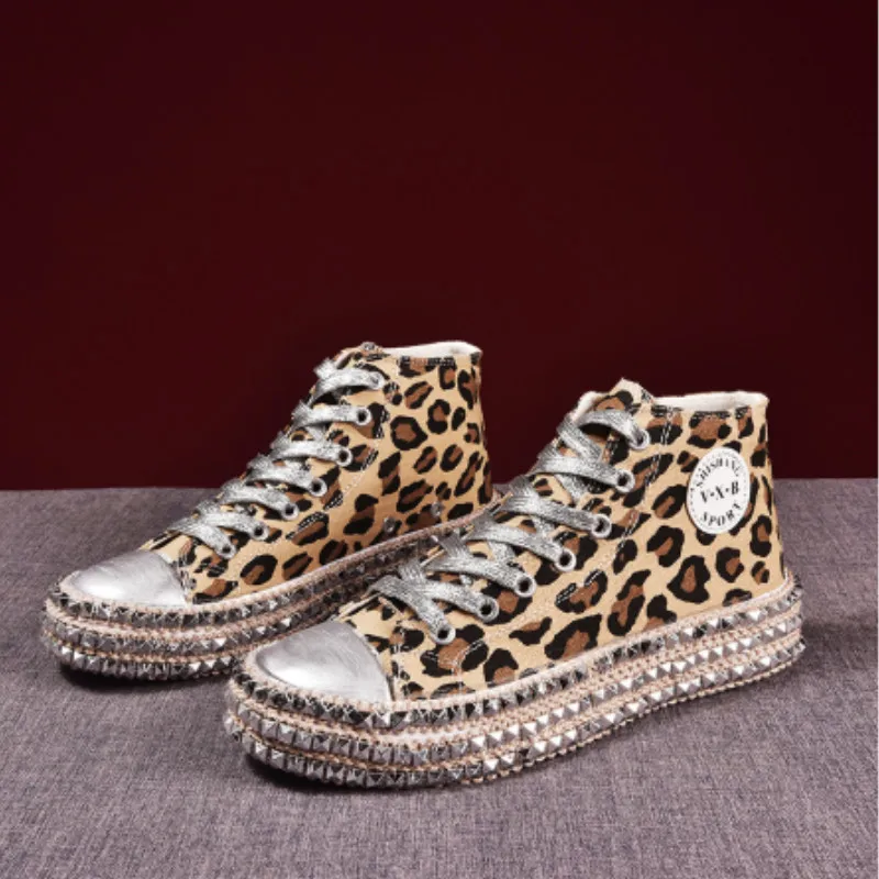 

Autumn New Leopard Flat Canvas Shoes Rivet Female Korean Version of The Wild Board Shoes Woman Harajuku Ulzzang Women's Shoes