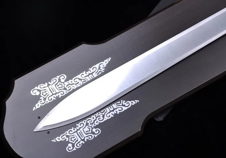 Anime sword hollowed out home decorations are not bladed