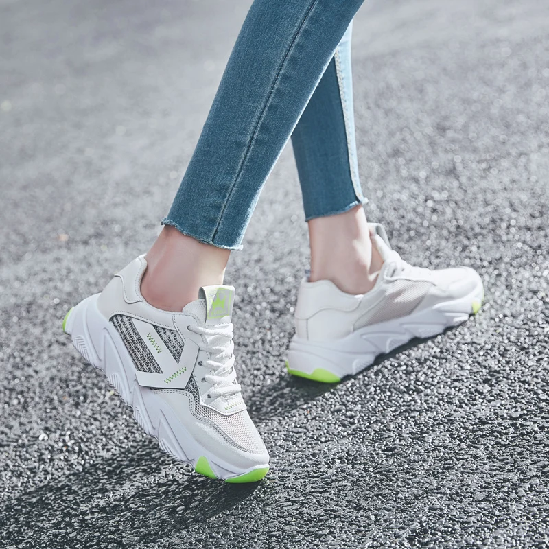 women light running shoes