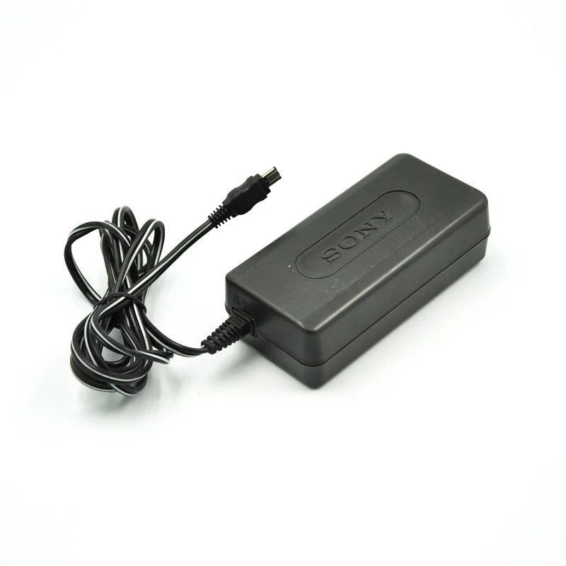 Б/у AC-L10A адаптер переменного тока Питание 8,4 V 1.5A для sony DCR-TRV103 DCR-TRV110 CCD-TRV3