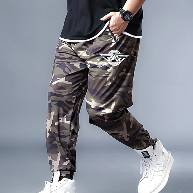 Свободные брюки большого размера зернистые шелковые камуфляжные тонкие длинные