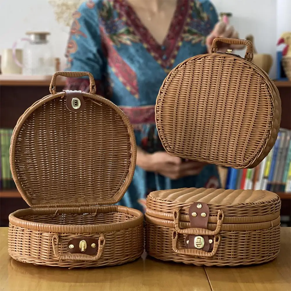 

Wide Application Portable Wear-resistant Rattan Woven Suitcase for Picnic
