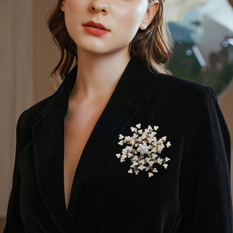 

Muylinda элегантная Броши с имитацией жемчуга «Снежинка» Для женщин Модный свадебный букет металлическая брошь булавка для вечеринки ювелирные изделия в подарок