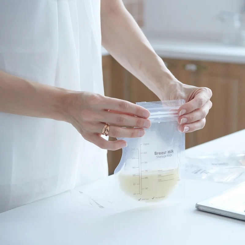 

Travel Office Breastmilk Storage Bags Easy To Pour Spout 250ml, BPA Free Portable Double Zipper Seal Bags #m