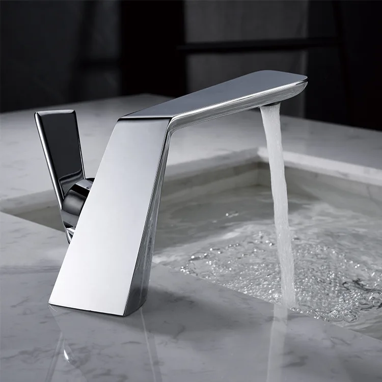 

New copper chrome-plated hot and cold wash basin faucet basin faucet