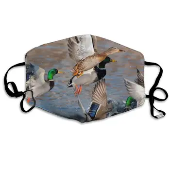 

Unisex Fashion Anti Dust Pollution Outdoor Mouth Mask with Adjustable Ear Loops, Protection Warm Windproof Yin Yang Dragon Red