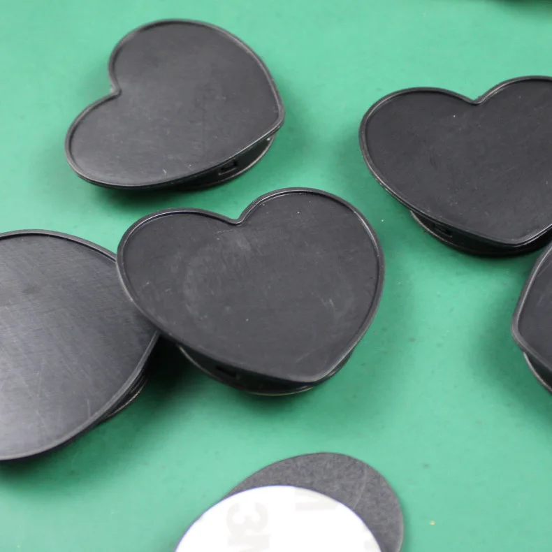 12496257118_1962068385