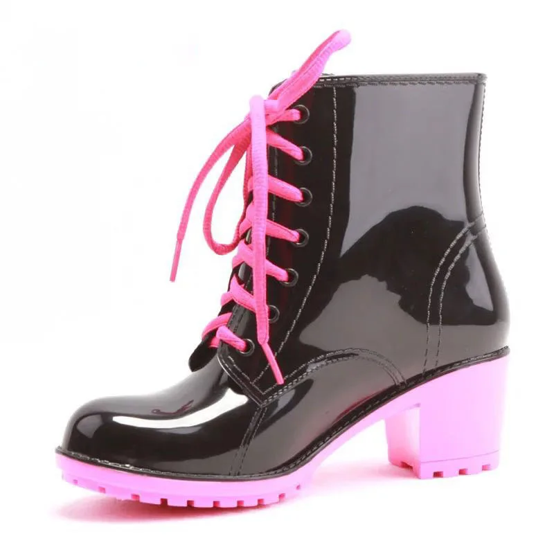 Женские непромокаемые сапоги; Женская водонепроницаемая обувь на шнуровке; обувь ярких цветов на высоком каблуке; Уличная обувь для девочек; botas mujer; XYZ997