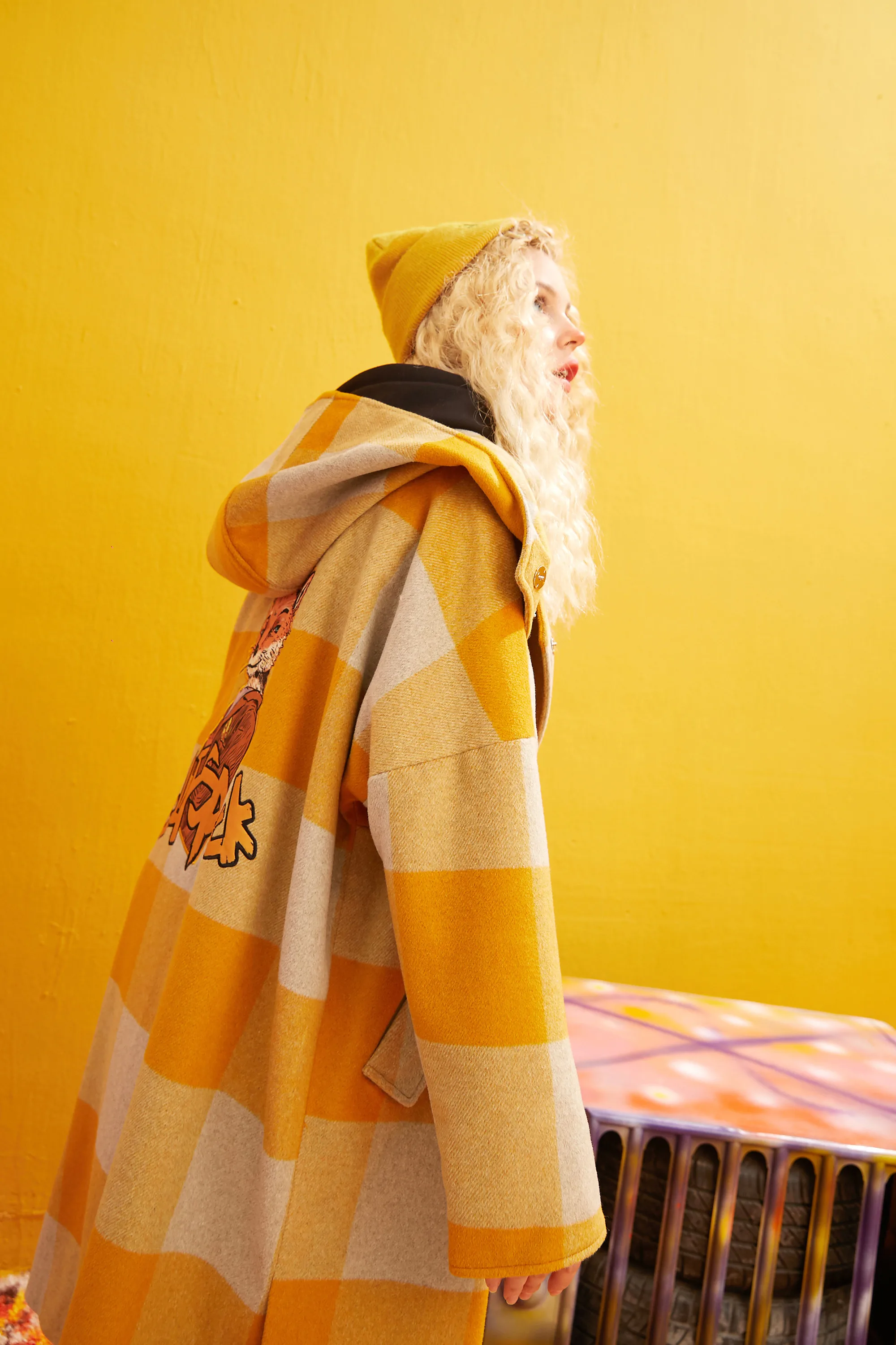 ELFSACK предметов: желтая клетчатая Colorblock(цветовой блок), прямые лиса аппликацией Шерстяные пиджаки Для женщин зимние однобортные секретная кнопка в Корейском стиле верхняя одежда для детей