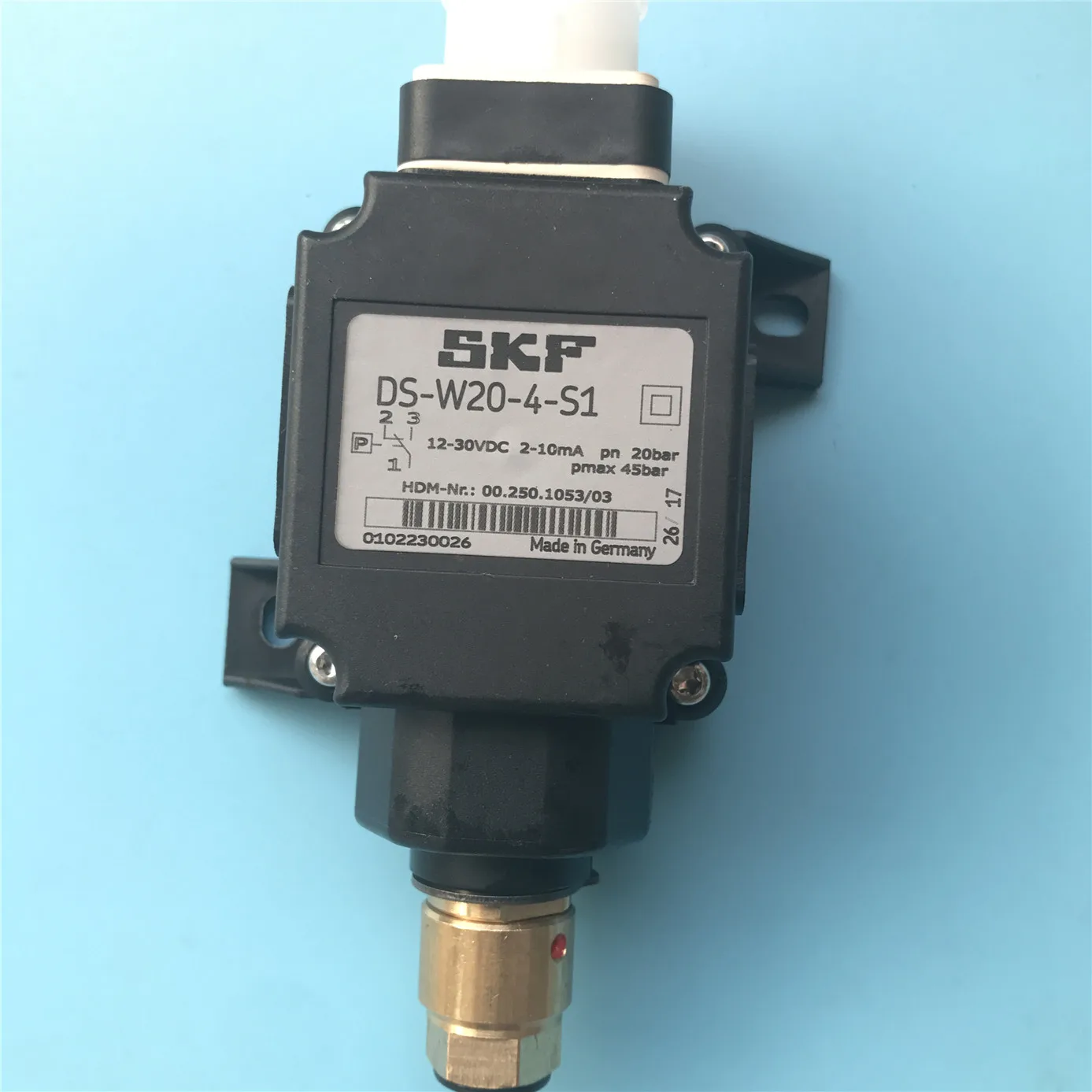

For Heidelberg Sensor 00.250.0721/03 DS-W12-4-R-S1 SKF Heidelberg Oil Circuit Sensor
