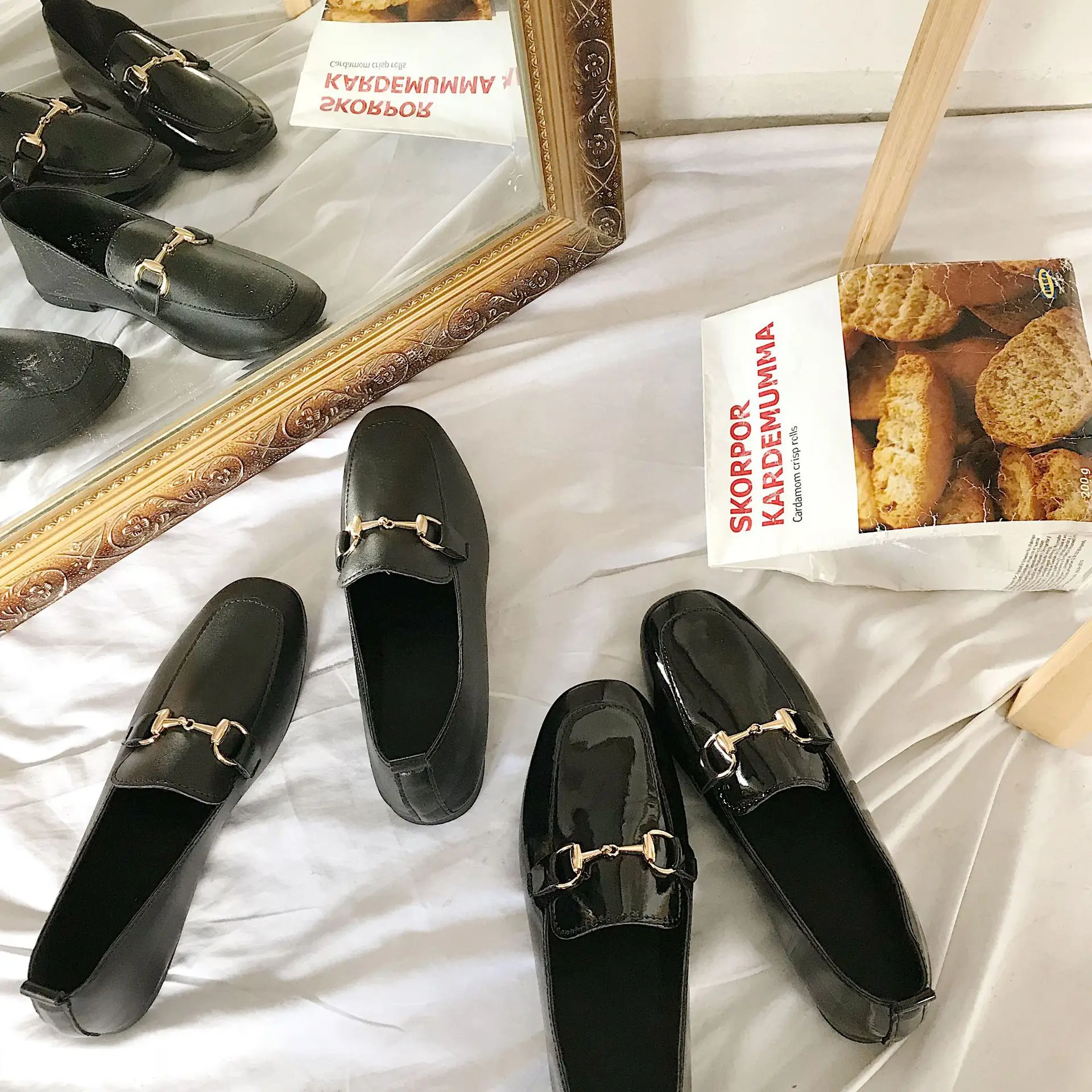 

New Style England Square Head Metallic Decoration CHIC Small Leather Shoes Casual Versatile Students Shoes