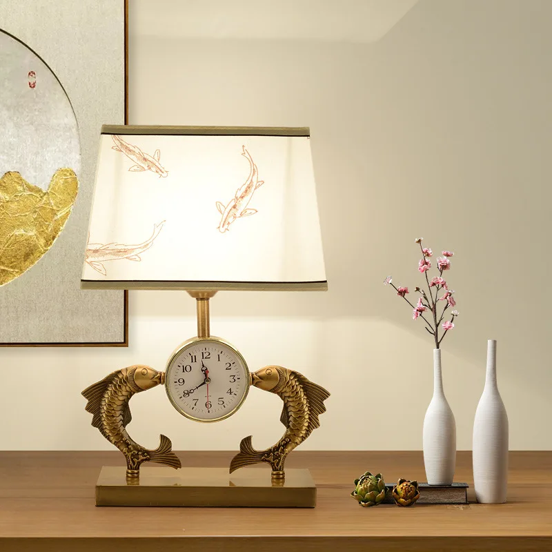 

Chinese Style Gold Fish Table Lamps for Living Room Bedroom Desk Lamp with Clock Vintage Led Stand Light Fixtures Home Lighting