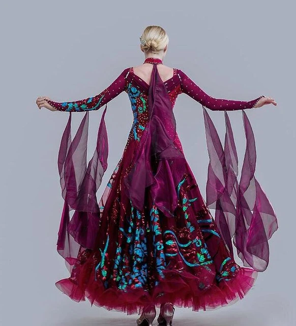 青いドレスで踊る少女 ＃2444 ☆ロイヤルコペンハーゲン デンマーク 美