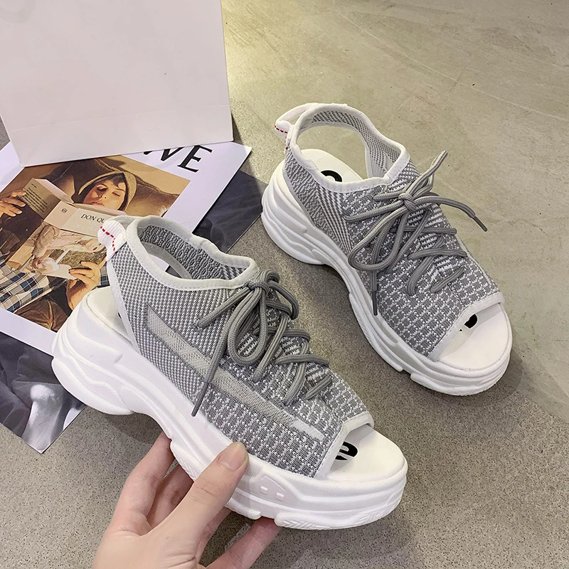 

2020 Women Platform Sandals White Designers Woman Block Heel Shoes Casual Sport Female Fashion Chunky Gladiator Sandal Summer